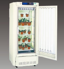 日本三洋植物培養箱MLR-352H